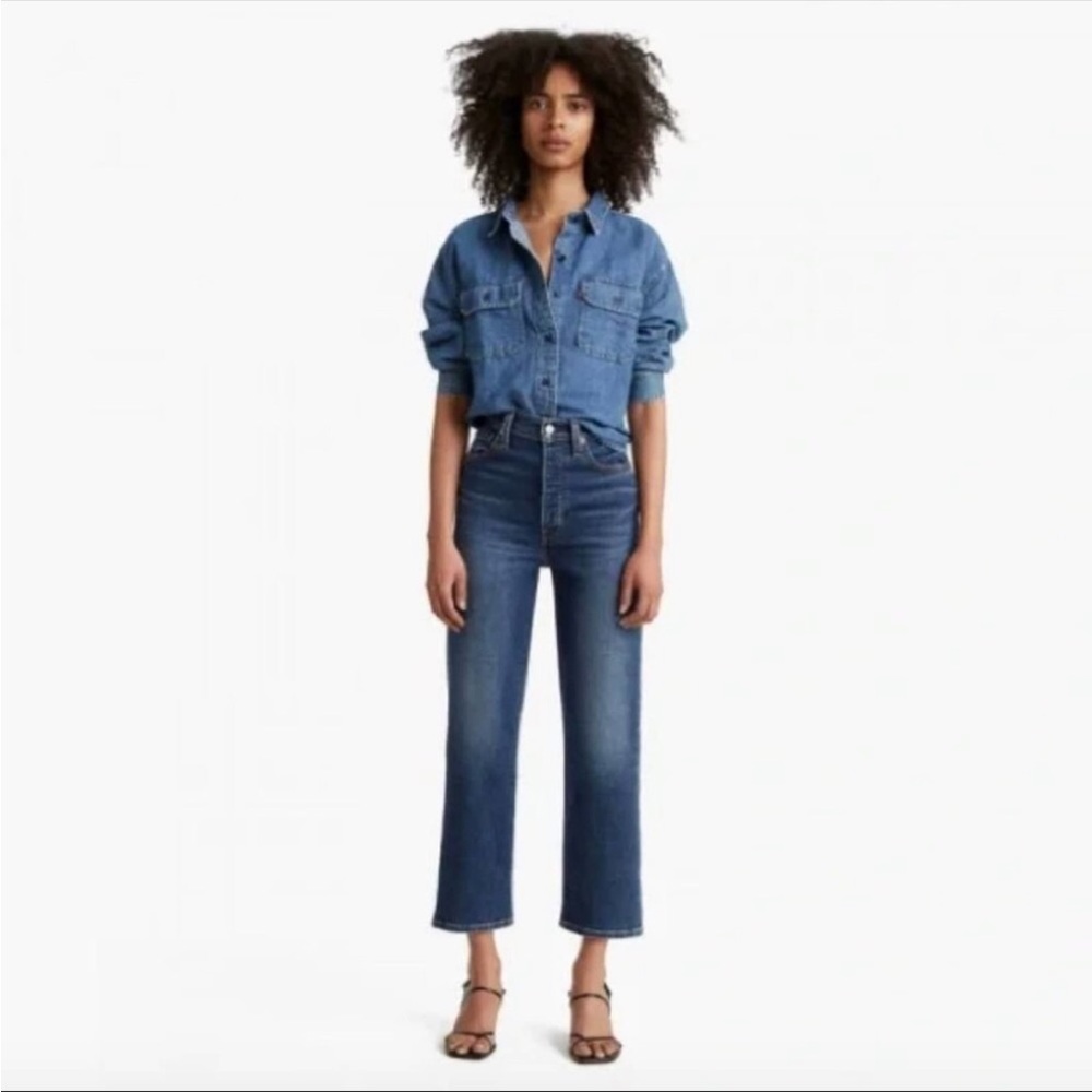 Levi’s Ribcage Straight Ankle Jeans Sz 26